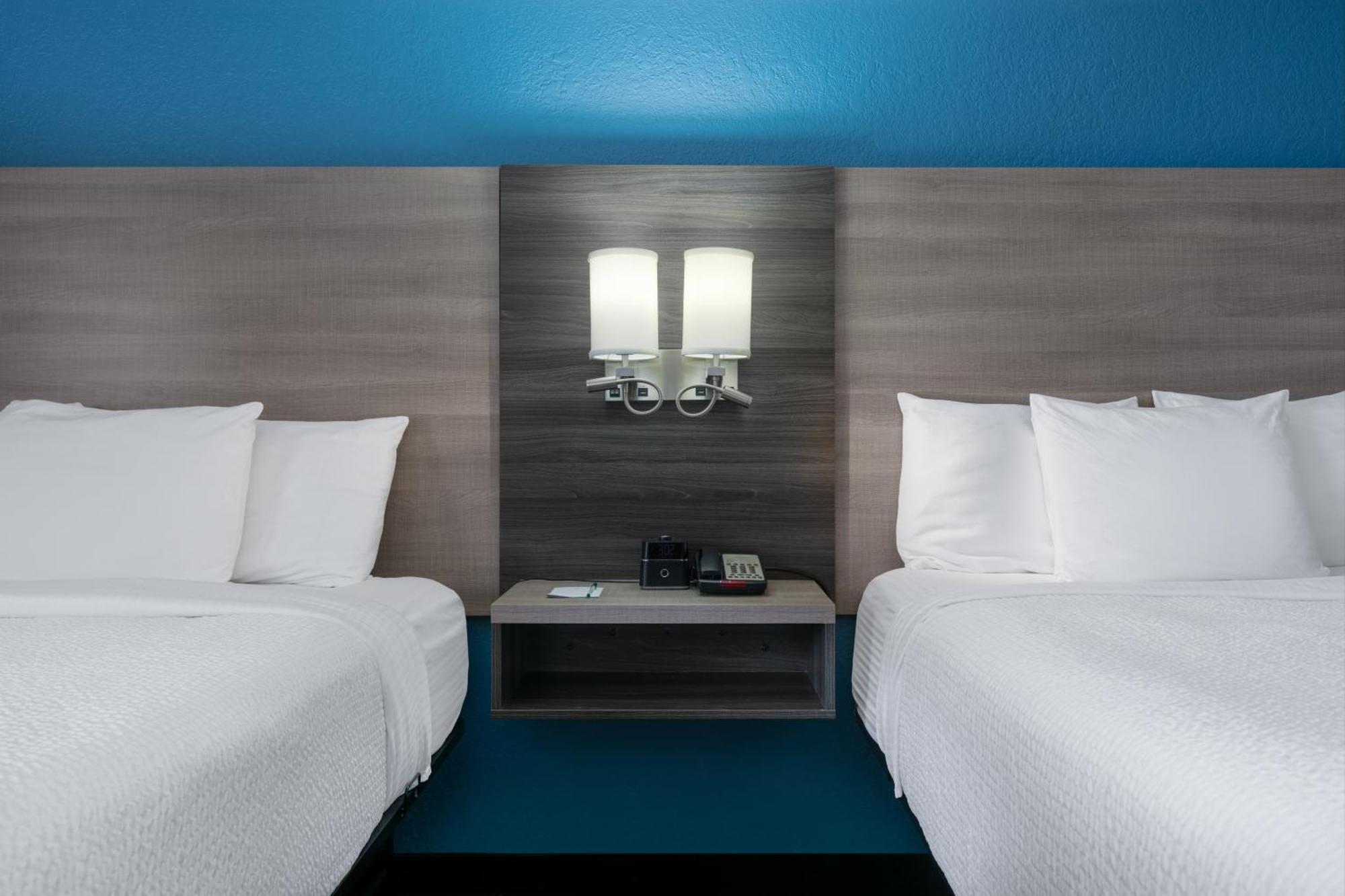 Hotel La Quinta By Wyndham 3*