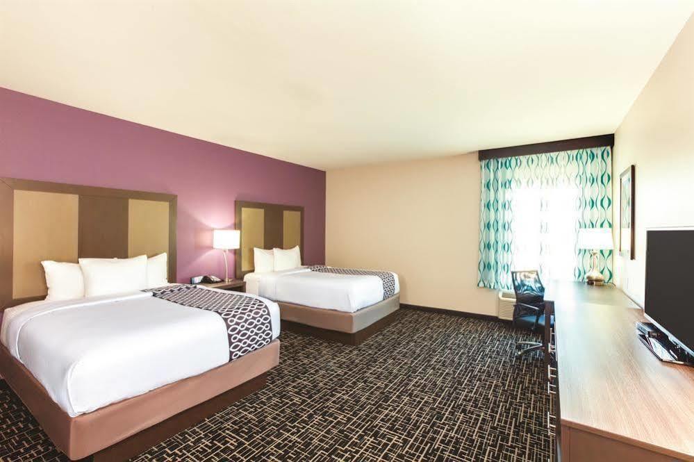 La Quinta By Wyndham Hotel