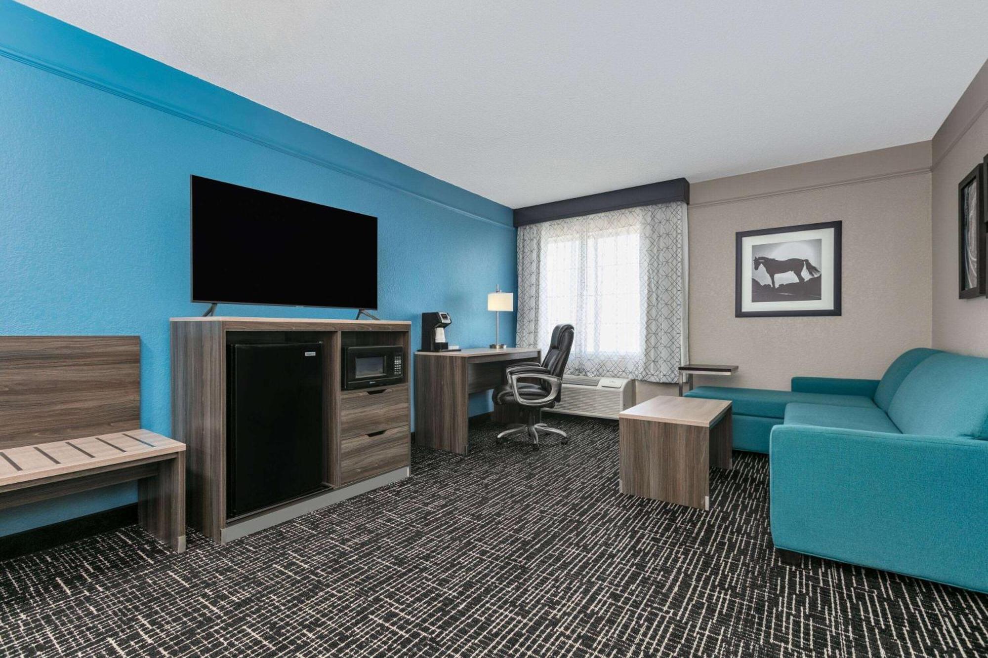 Hotel La Quinta By Wyndham 3*